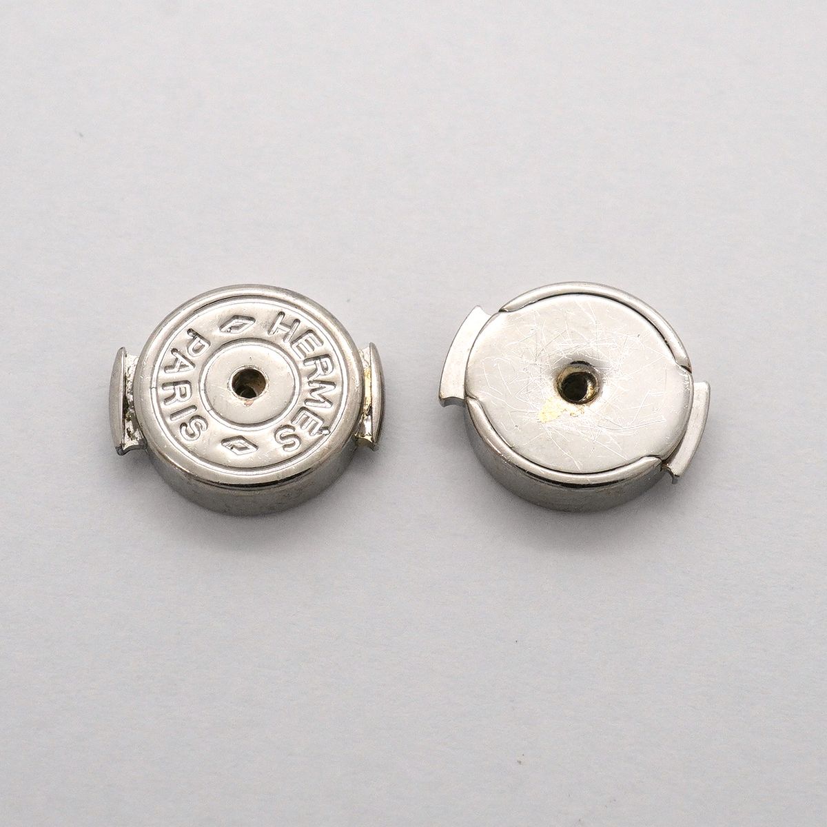 Hermes Earrings H Cube Cage D'h Metal Silver Ivory — view 4