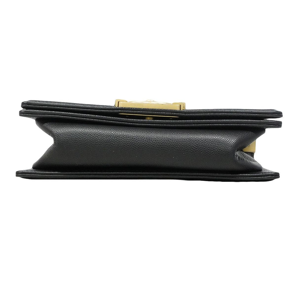 Chanel Shoulder Bag Boy Caviar Leather Black Gold — view 3