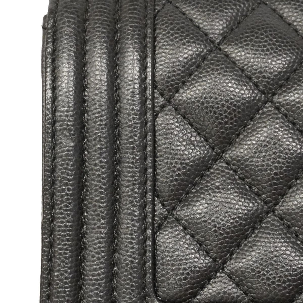 Chanel Shoulder Bag Boy Caviar Leather Black Gold — view 8