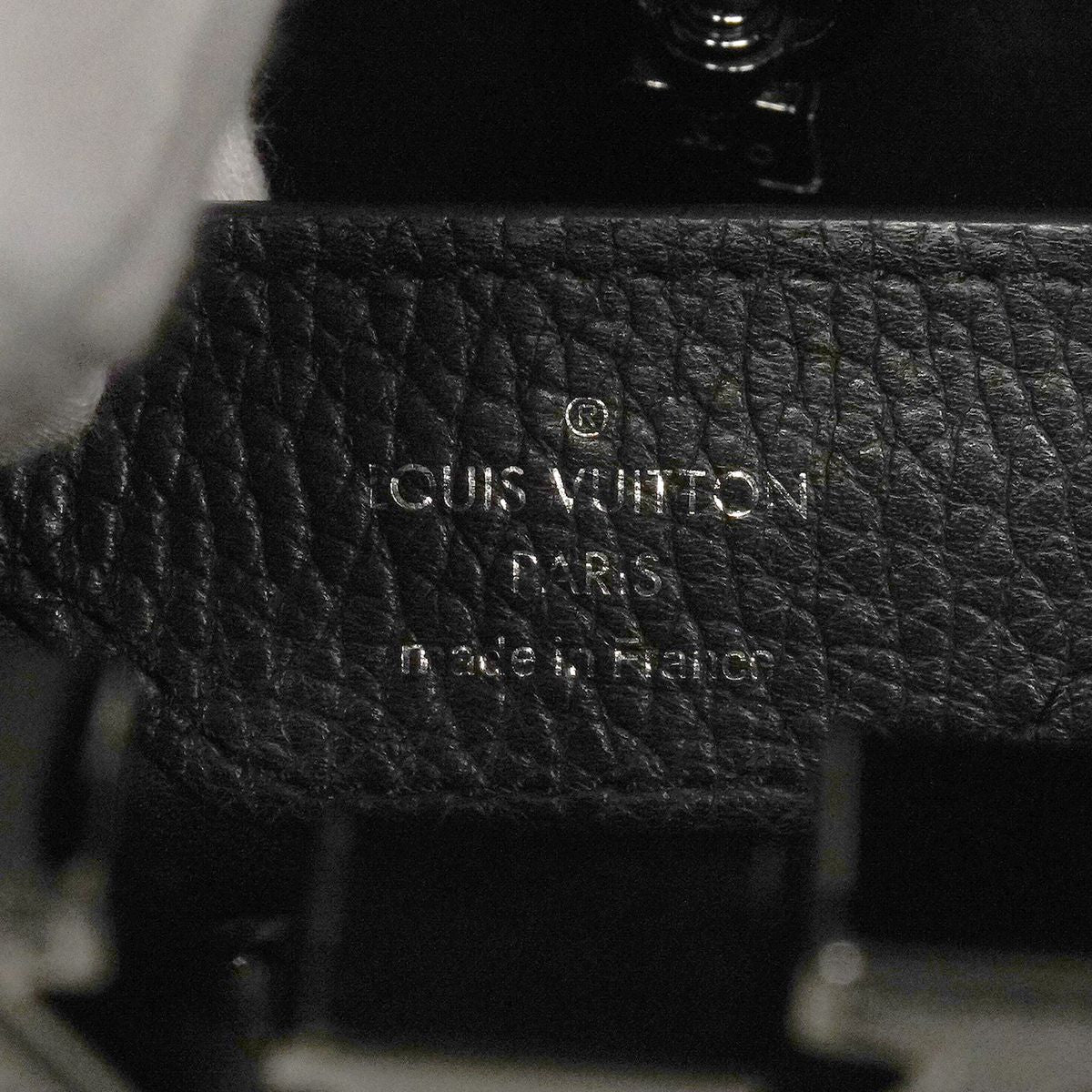 Louis Vuitton Handbag Capucines BB Noir 2-Way Bag — view 5