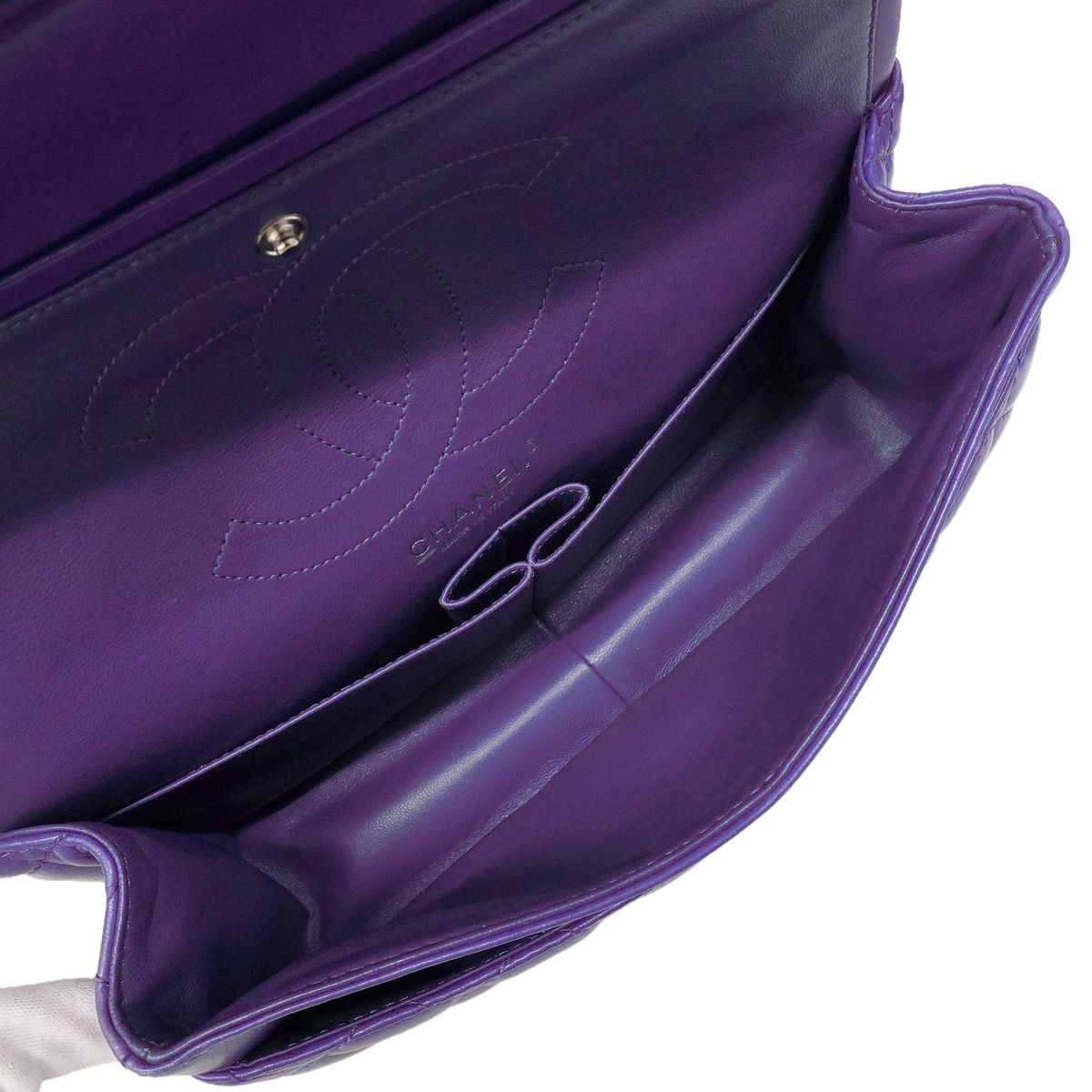 Chanel Shoulder Bag 2.55 Lambskin Purple Silver — view 4