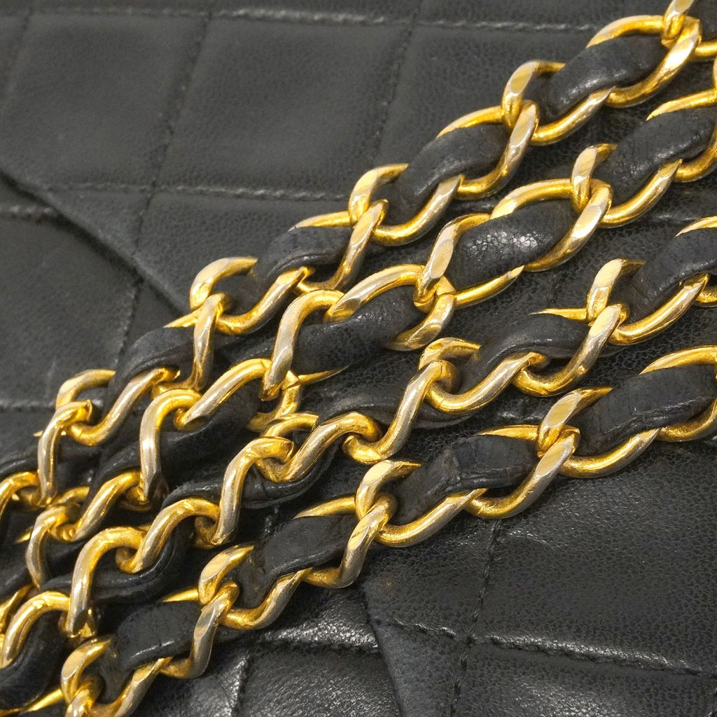 Chanel Shoulder Bag Quilted Lambskin Black Gold — view 8
