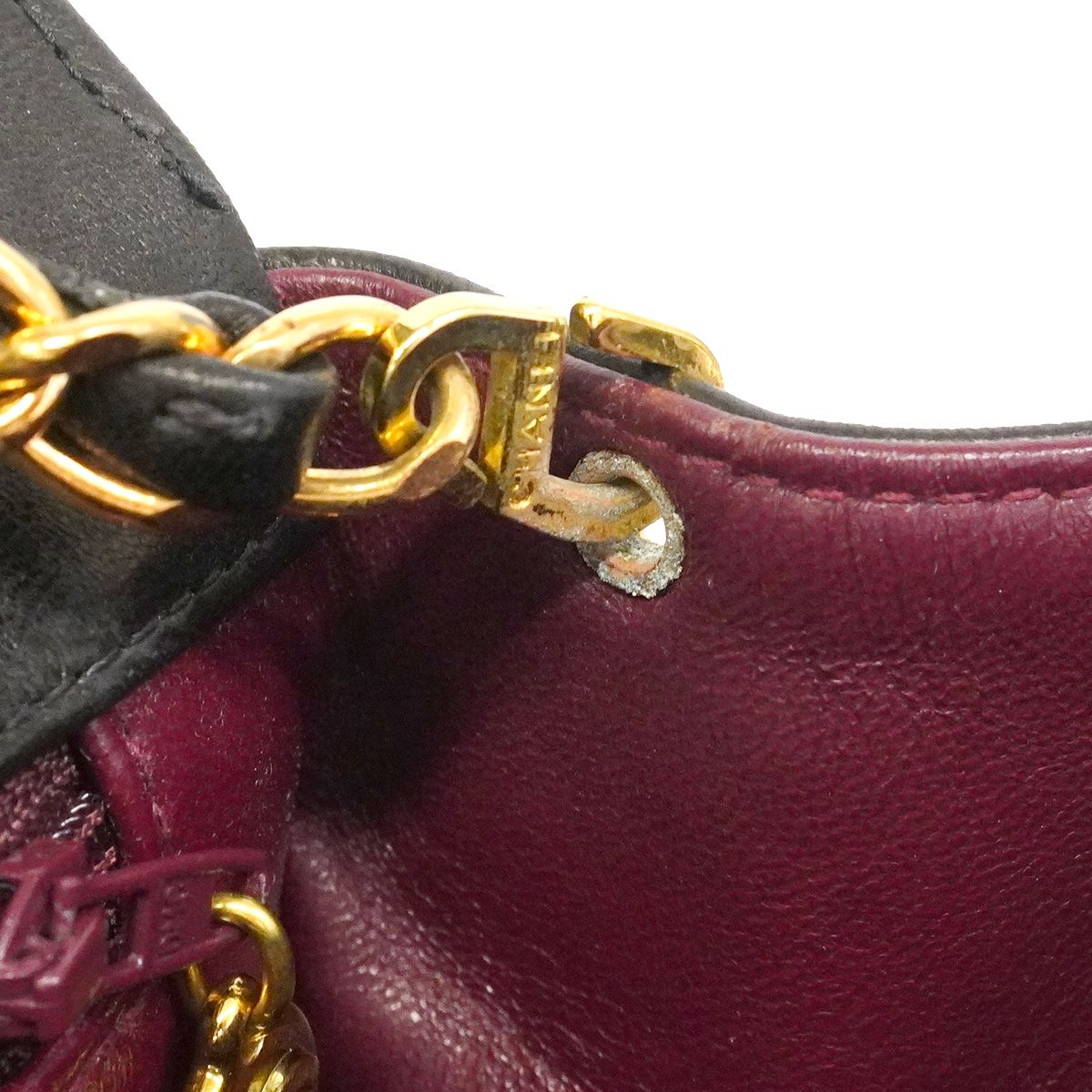 Chanel Shoulder Bag Diana Lambskin Black Gold — view 8