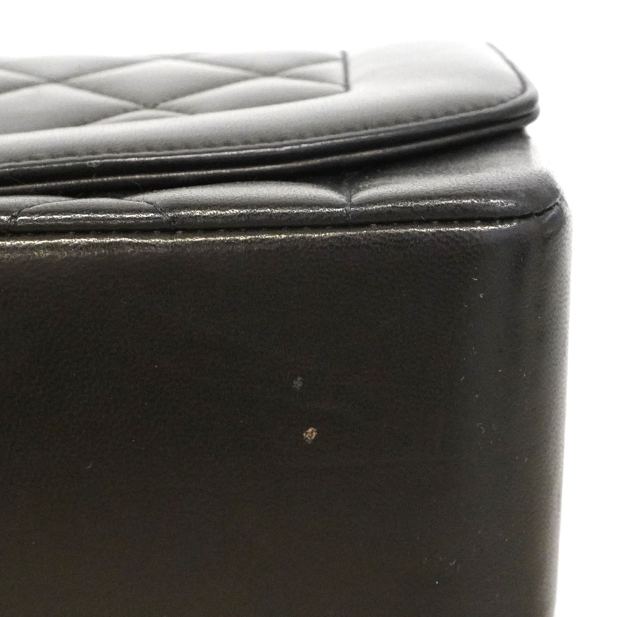 Chanel Shoulder Bag Diana Lambskin Black Gold — view 6