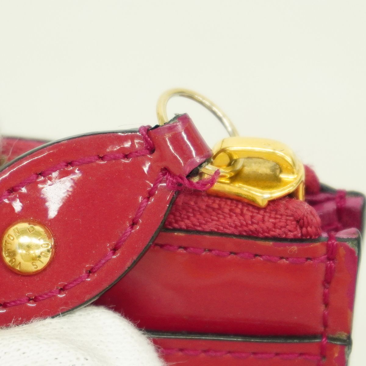 Louis Vuitton Coin Purse Vernis Pochette Cles NM Rose Indien — view 8