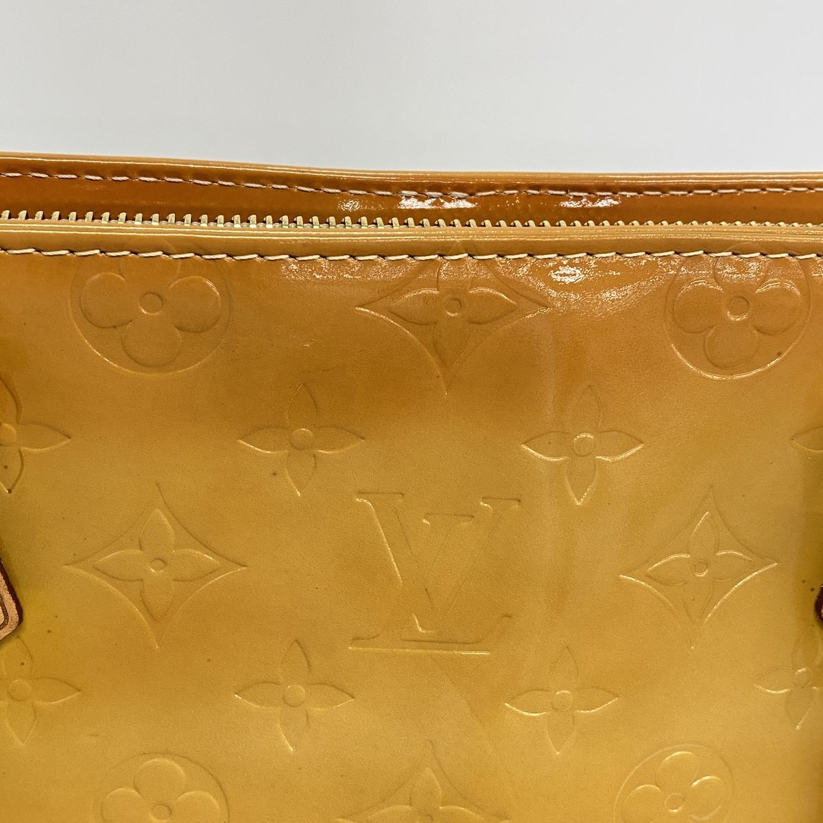 Louis Vuitton Tote Bag Vernis Houston Beige — view 6