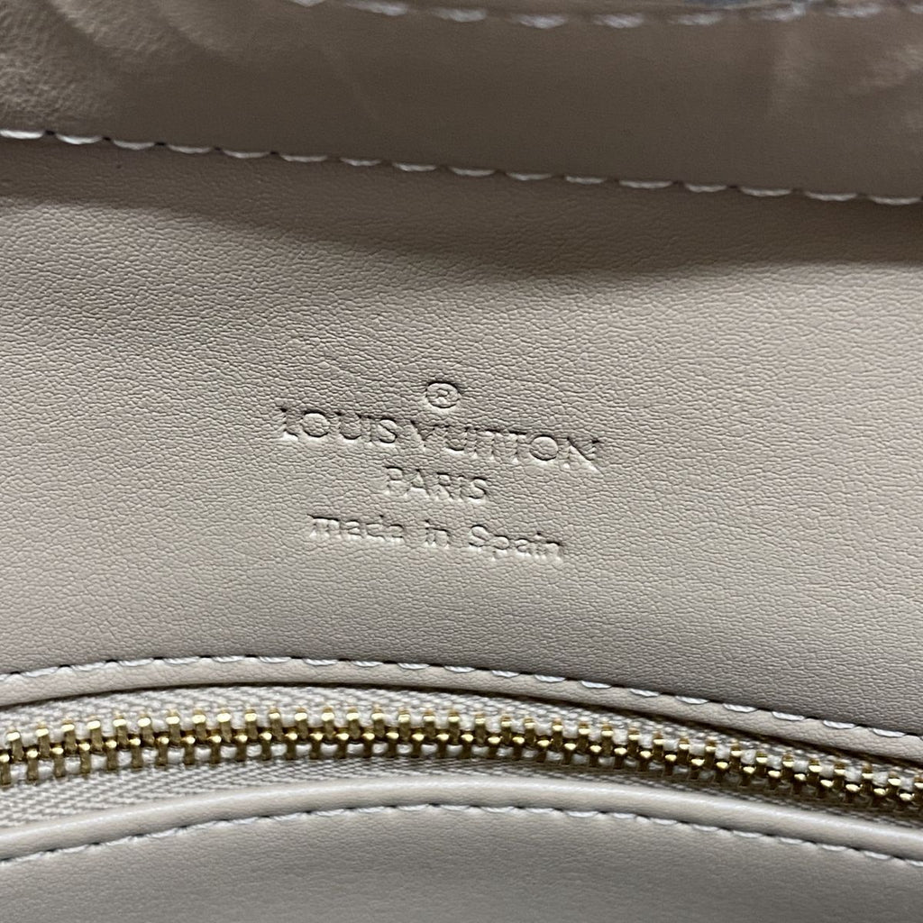 Louis Vuitton Tote Bag Vernis Houston Beige — view 5