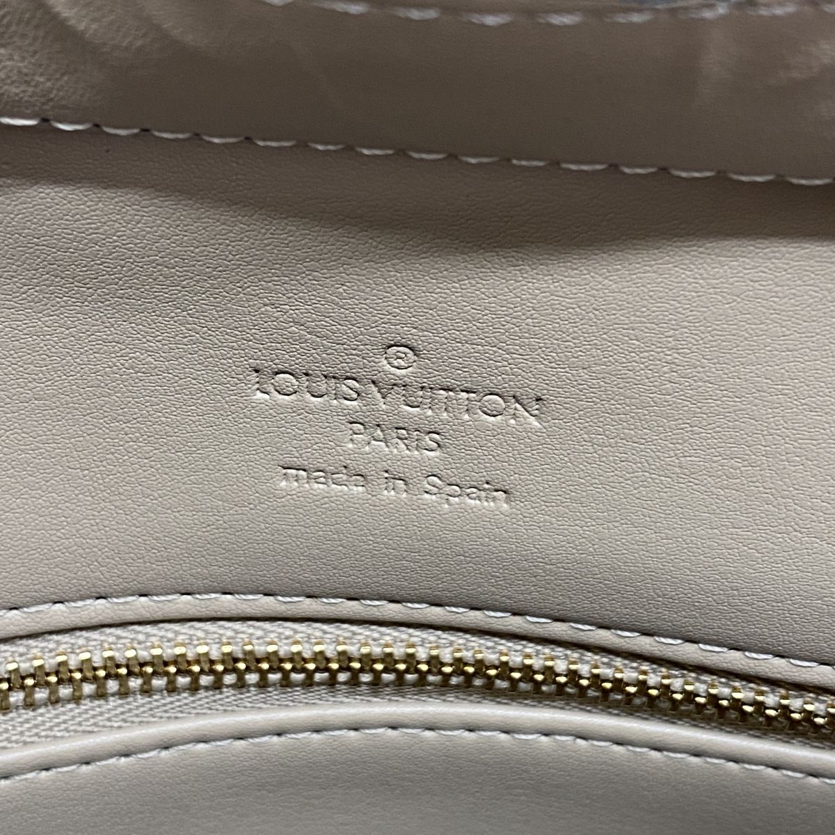 Louis Vuitton Tote Bag Vernis Houston Beige — view 5