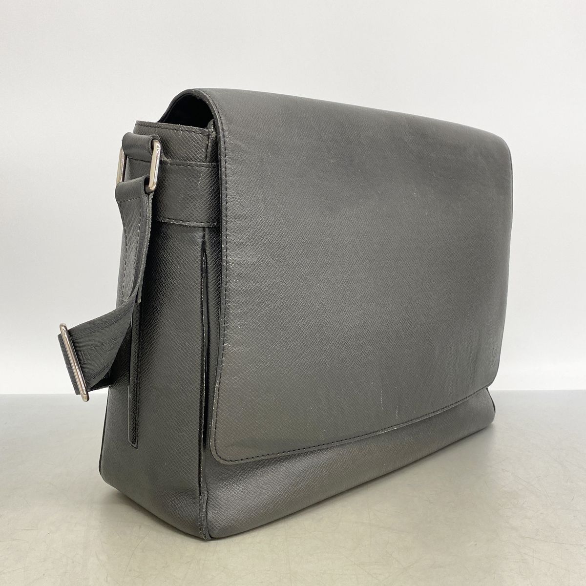 Louis Vuitton Shoulder Bag Taiga Roman GM Ardoise — view 2