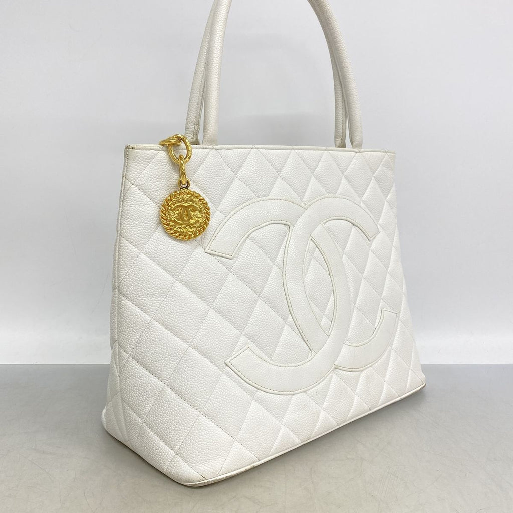 Chanel Tote Bag Reissue Caviar Leather White Gold — view 2