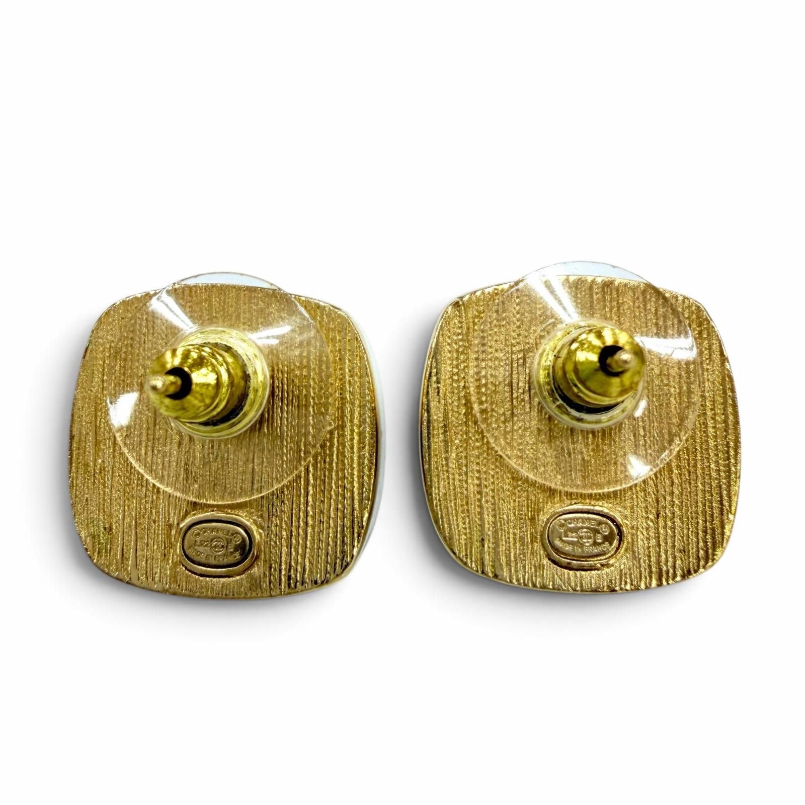 Chanel Metal CC Logo Square Earrings Gold Gray — view 4