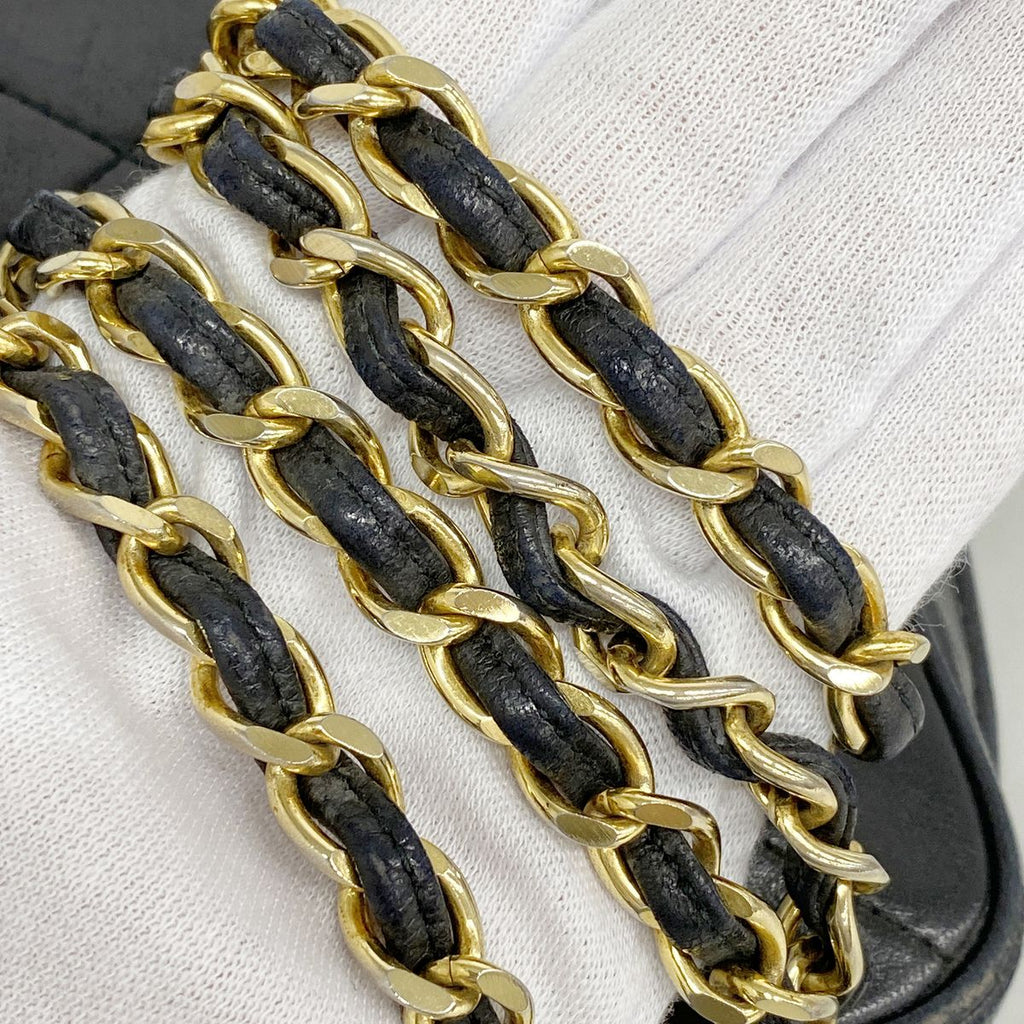 Chanel Shoulder Bag Quilted Lambskin Black Gold — view 8