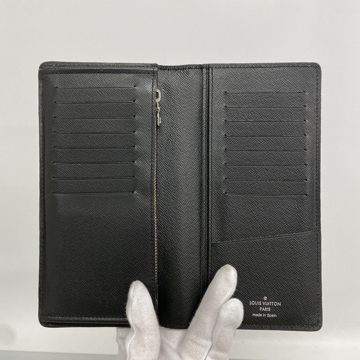 Louis Vuitton Wallet Epi Portefeuille Brazza Noir — view 3