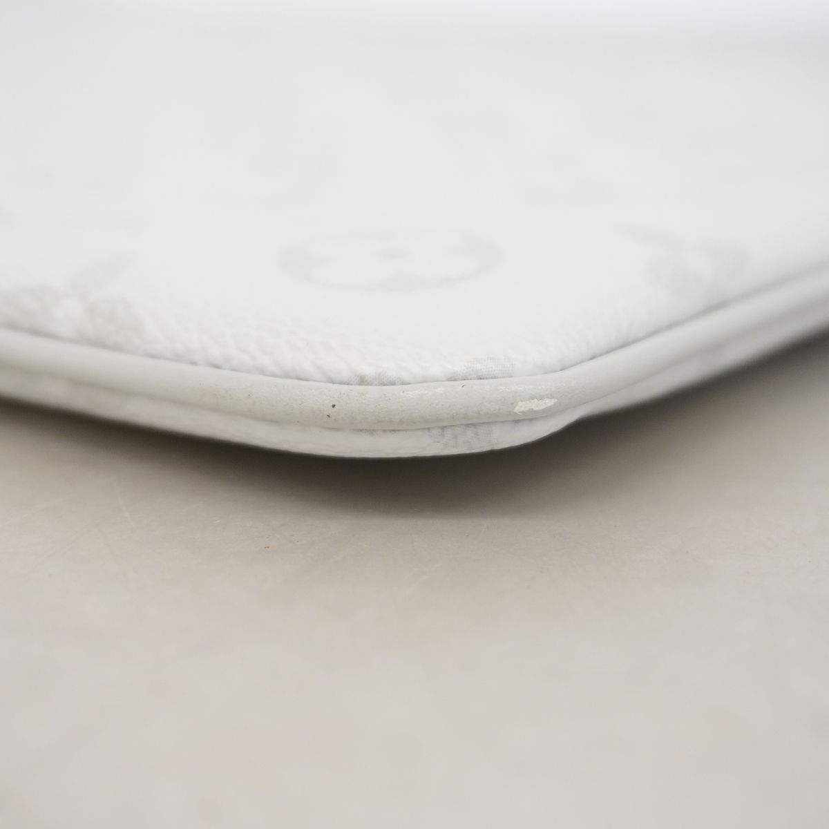Louis Vuitton Clutch Monogram Logo Story Zipped Pouch GM Gray Yellow — view 7