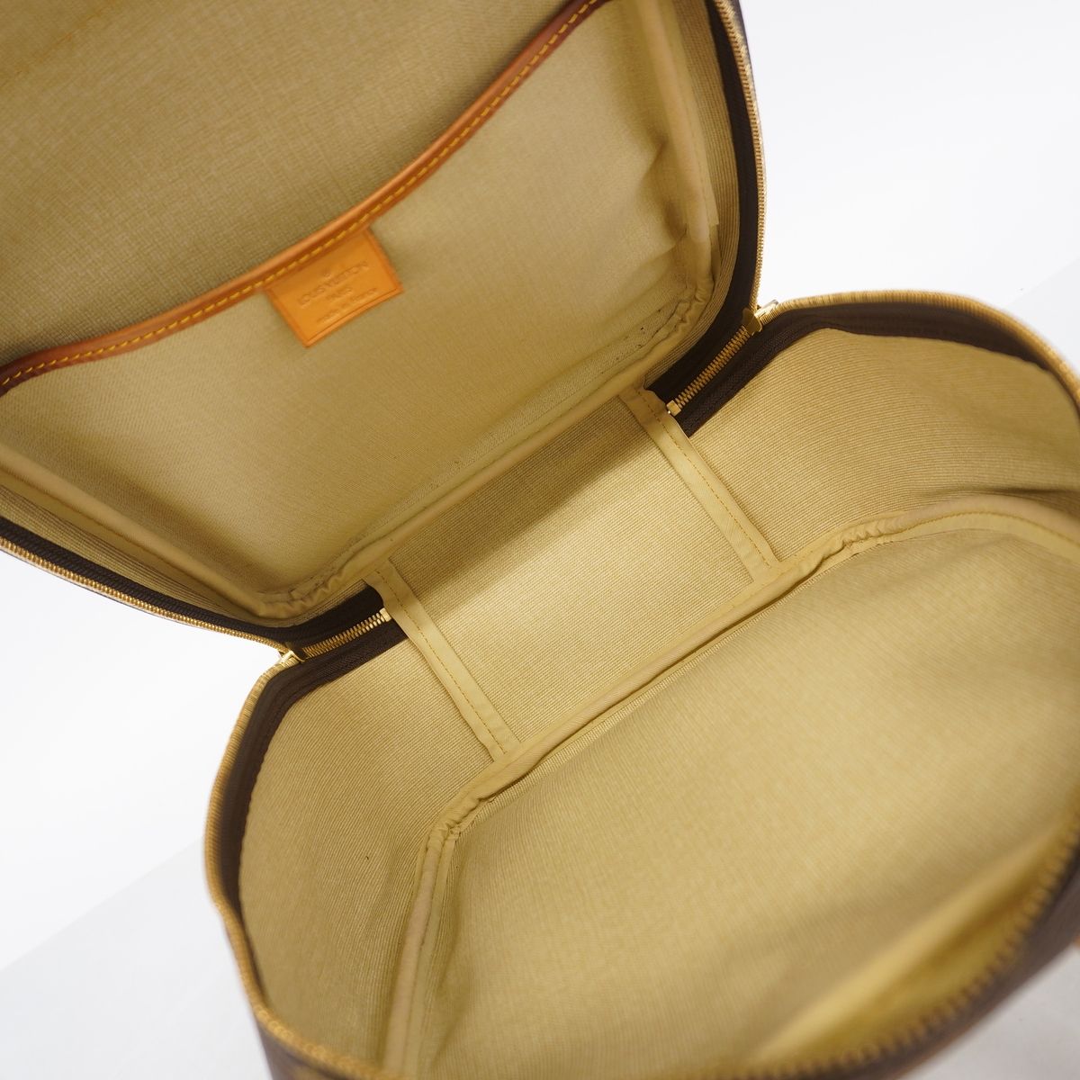 Louis Vuitton Handbag Monogram Excursion Brown — view 4