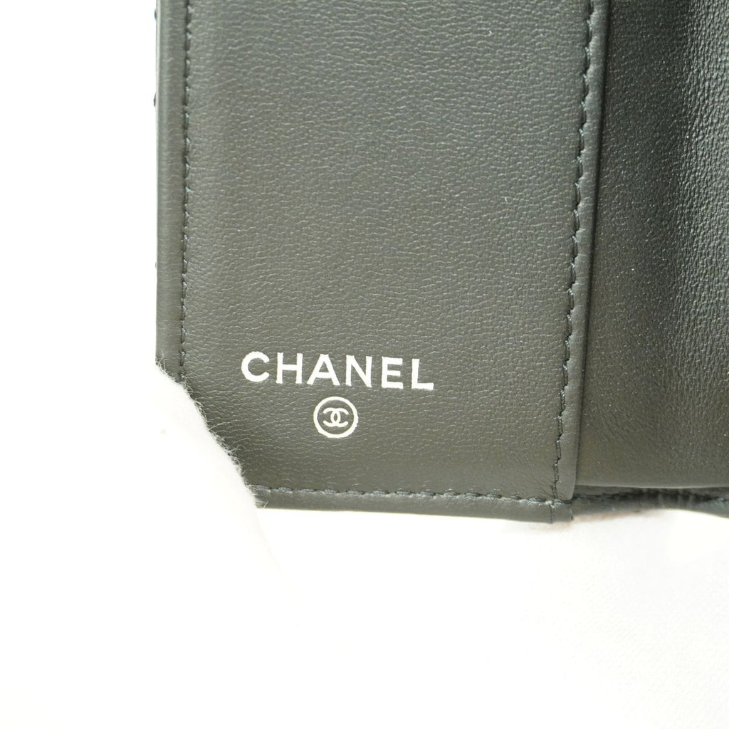 Chanel Trifold Wallet Quilted Lambskin Black Silver — view 4