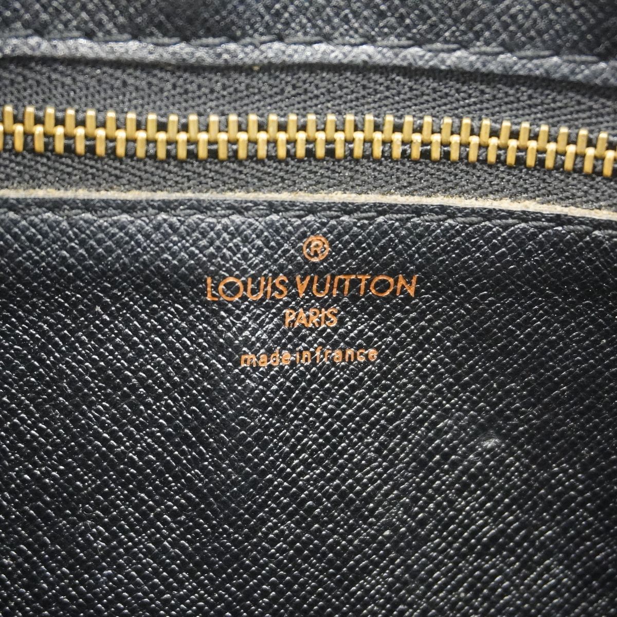 Louis Vuitton Shoulder Bag Epi Trocadero 24 Noir — view 5
