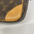 Louis Vuitton Clutch Monogram Compiegne 28 Brown — view 7