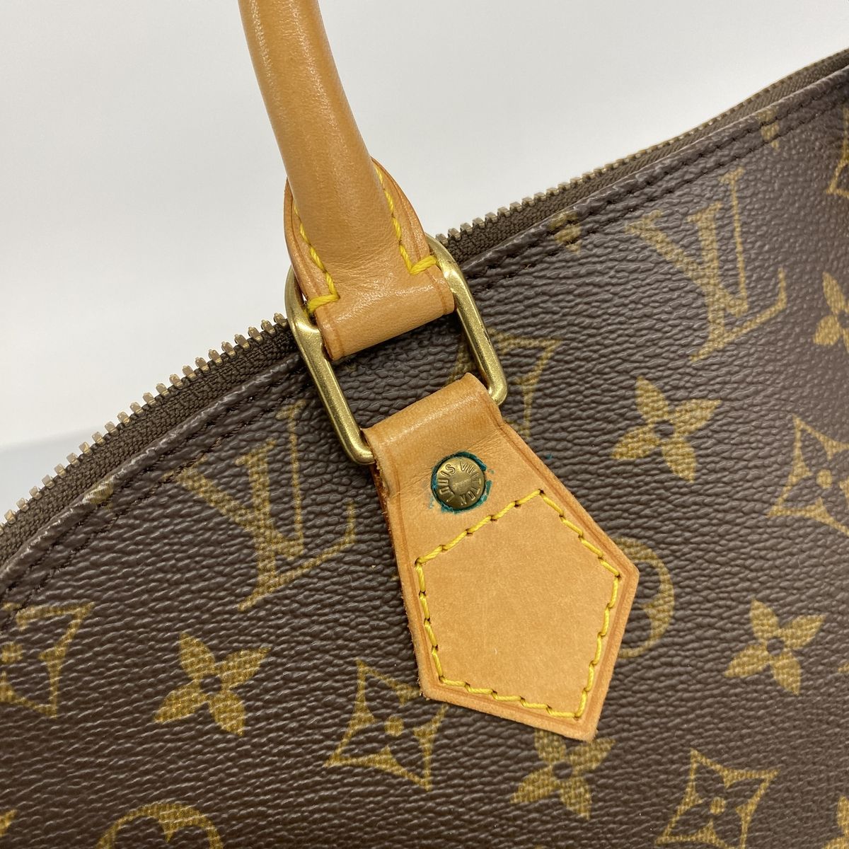 Louis Vuitton Handbag Monogram Alma Brown — view 8