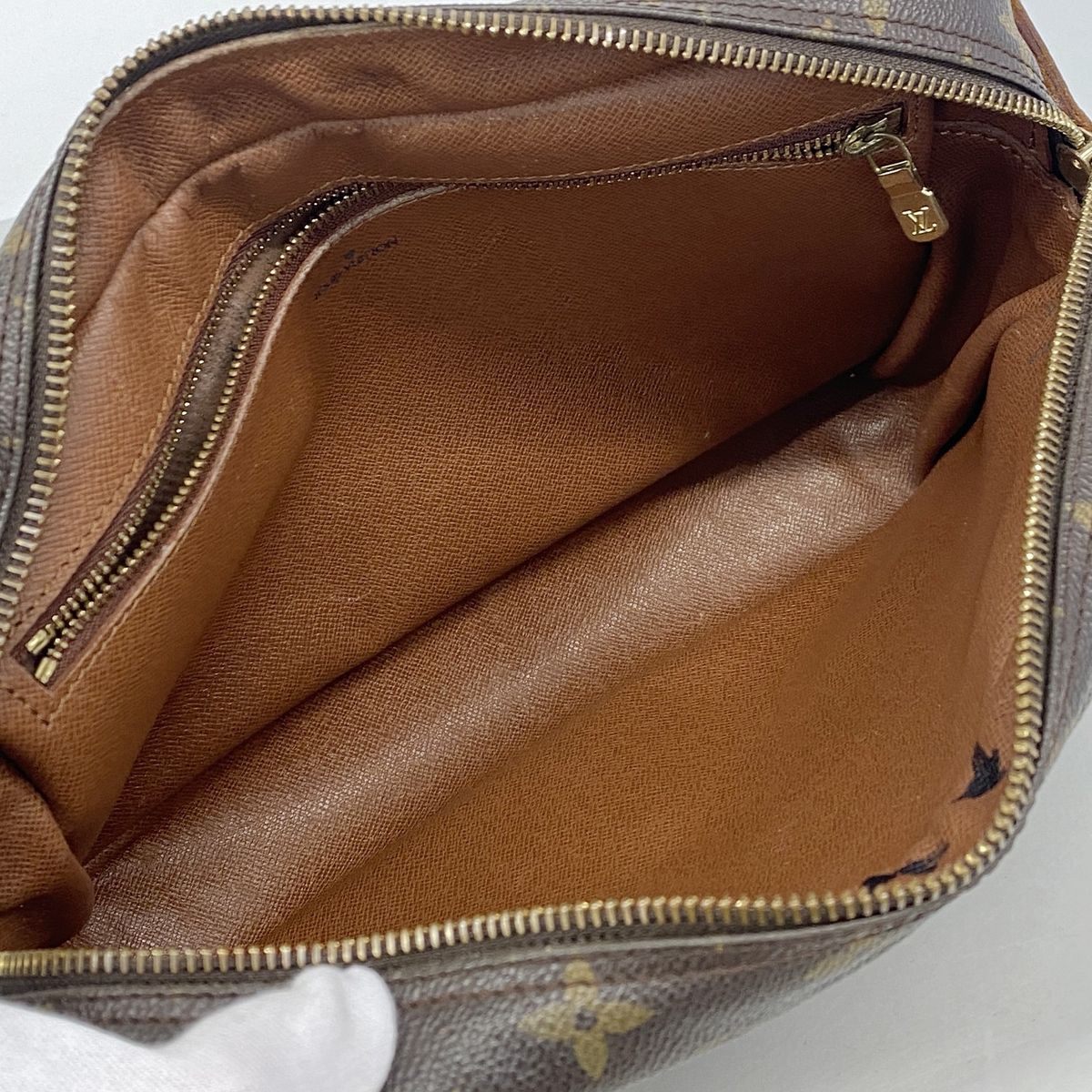 Louis Vuitton Shoulder Bag Monogram Trocadero 27 Brown — view 4