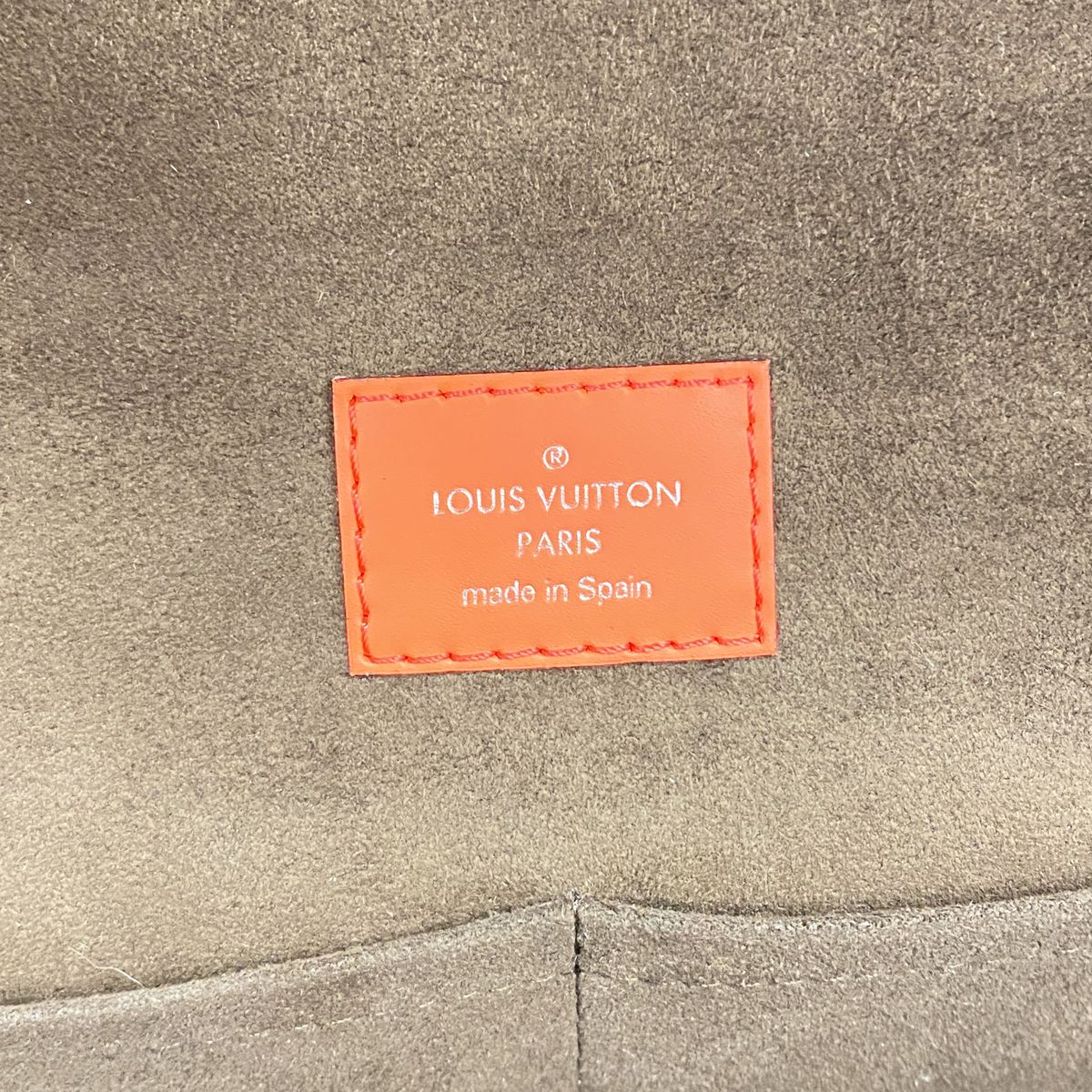 Louis Vuitton Handbag Epi Cluny MM Poppy Petal 2-Way Bag — view 5