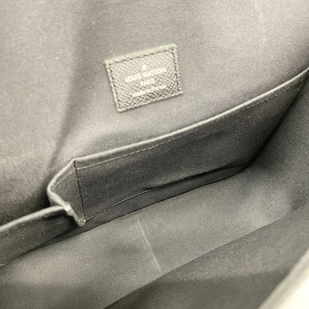 Louis Vuitton Shoulder Bag Taiga Andrei Ardoise — view 4