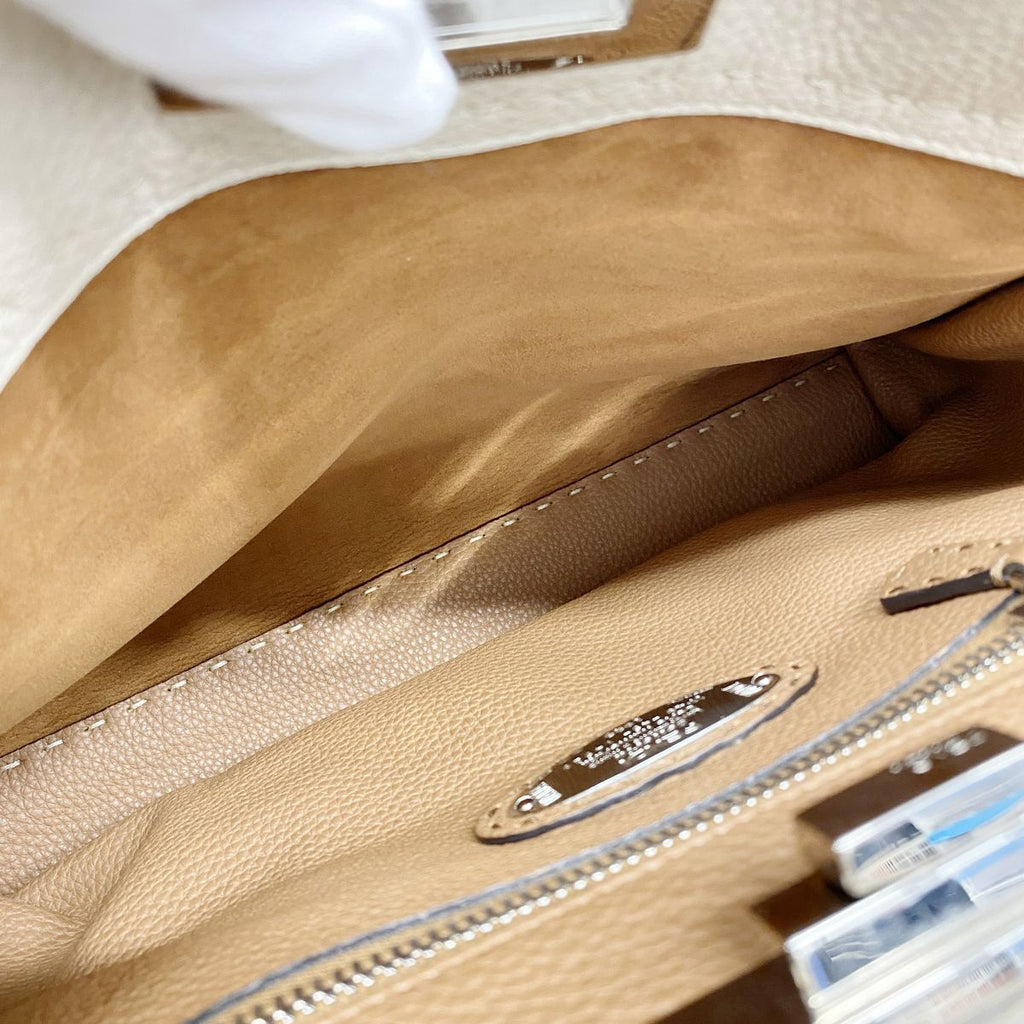 Fendi Handbag Selleria Peekaboo Leather Beige Silver 2-Way Bag — view 4