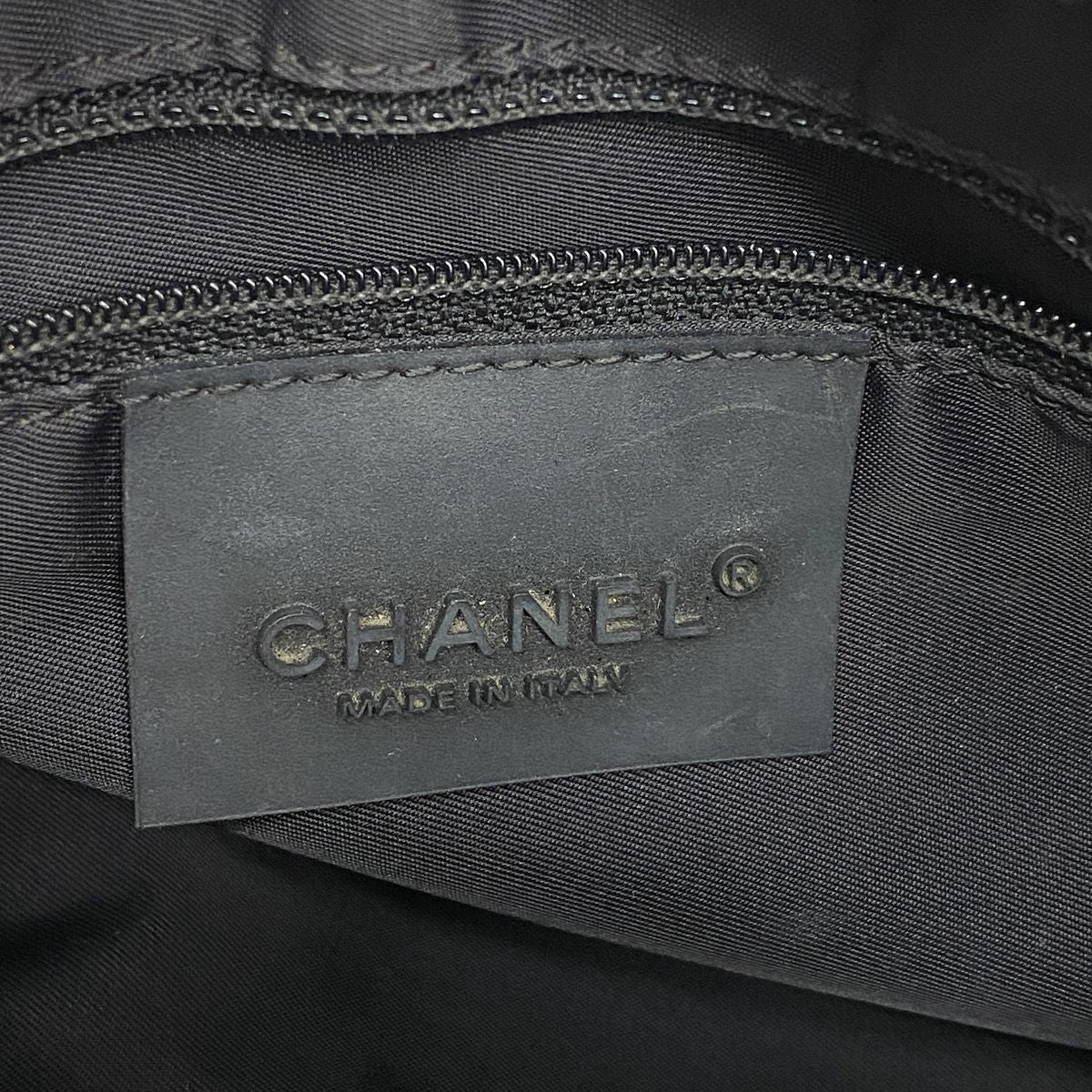 Chanel Shoulder Bag Sports Rubber Black — view 5