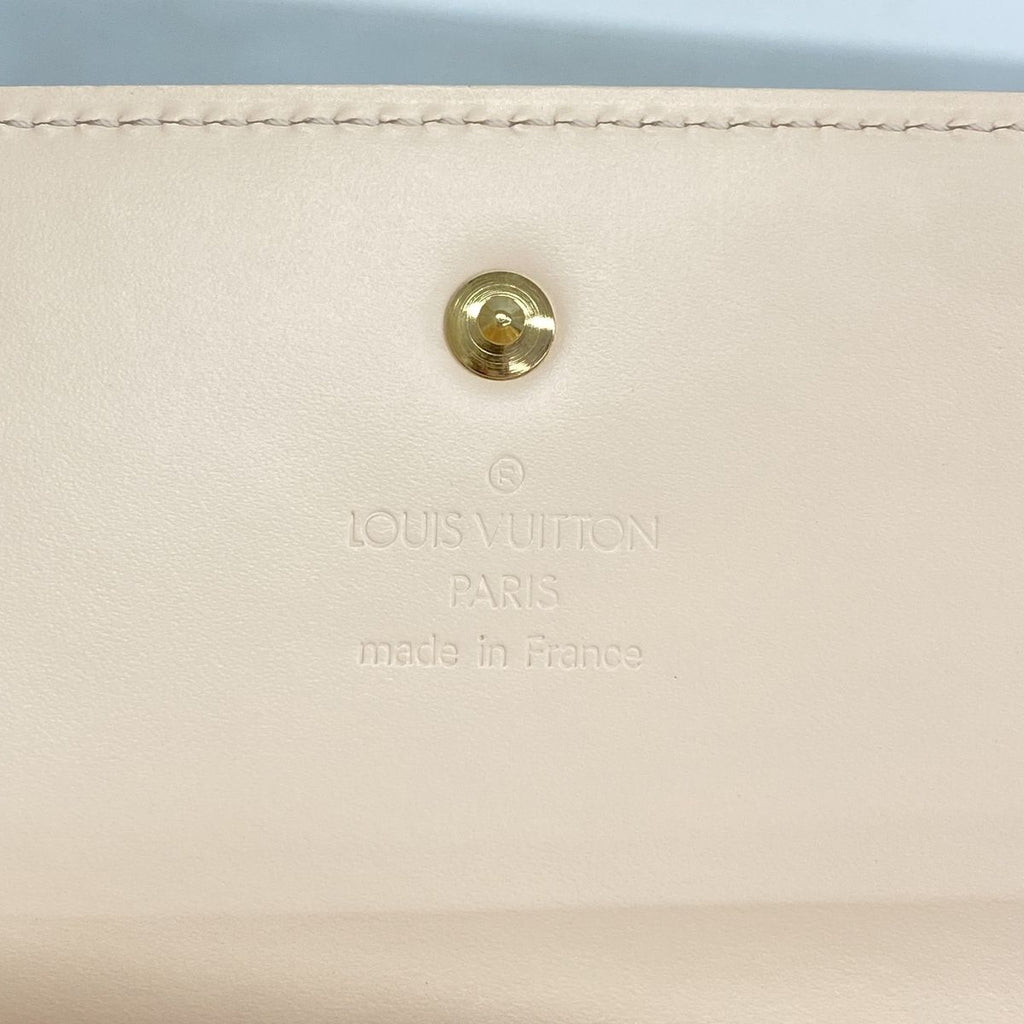 Louis Vuitton Trifold Wallet Vernis Porte Tresor International Marshmallow Pink — view 4