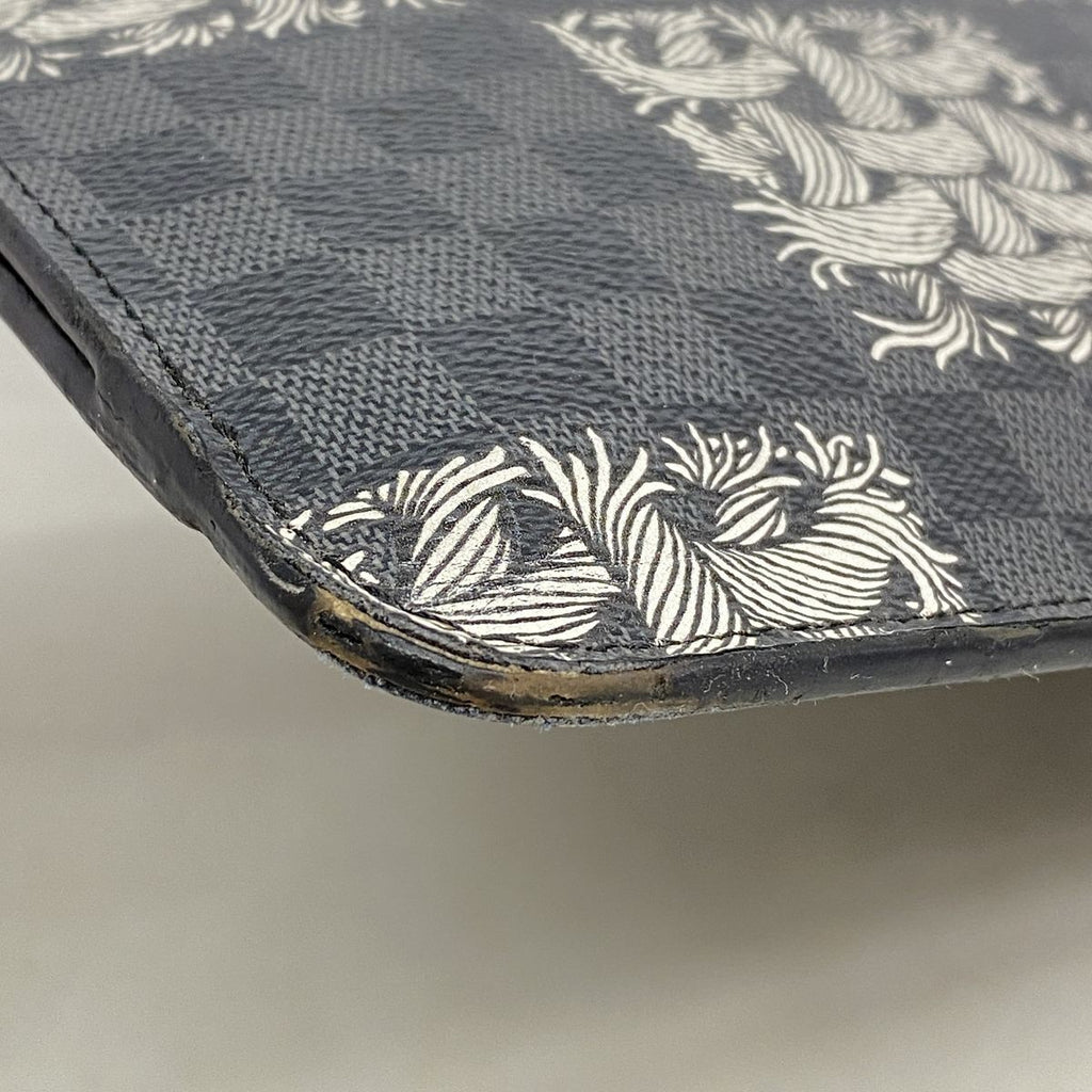 Louis Vuitton Clutch Damier Graphite Pochette Jules GM Black Gray Christopher — view 6