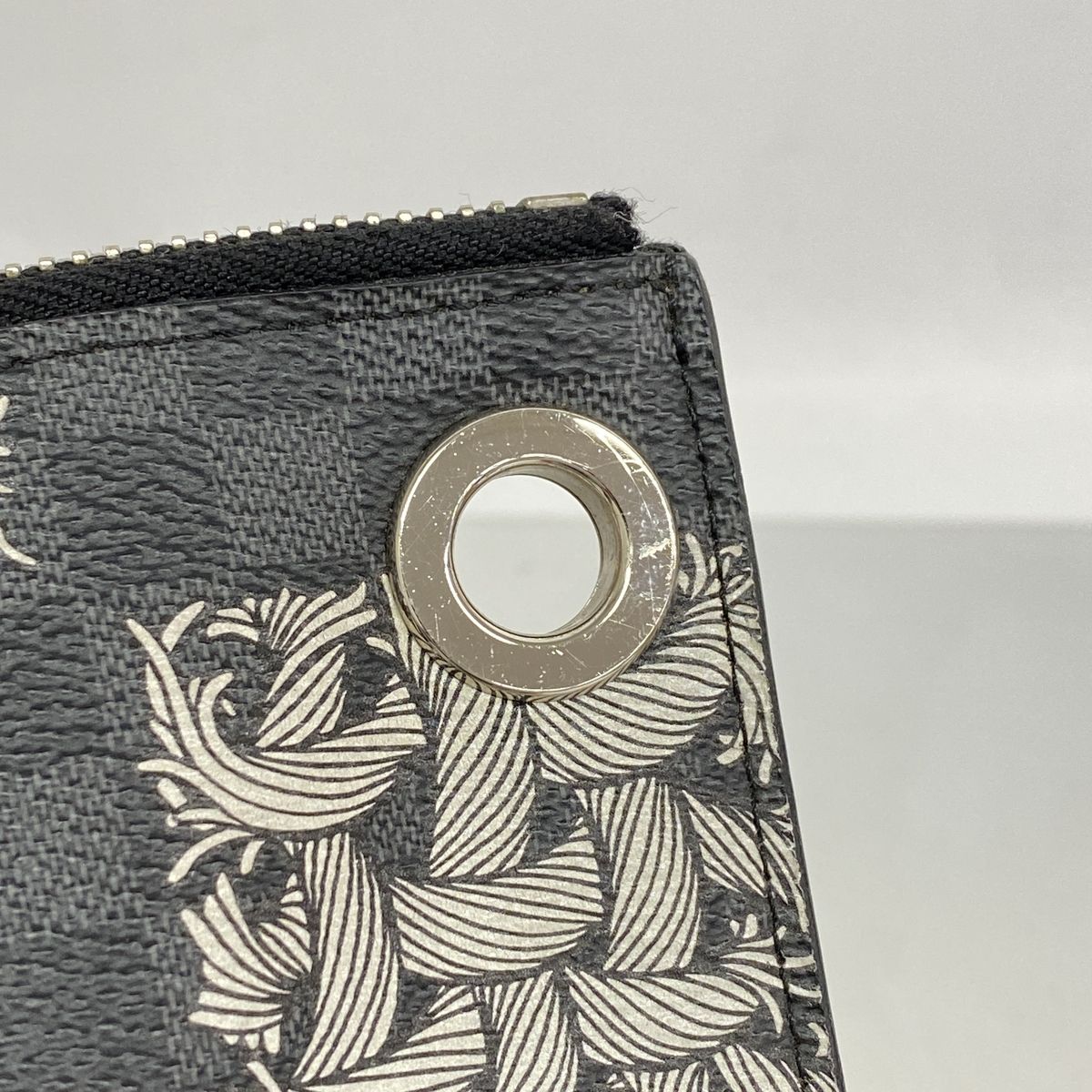 Louis Vuitton Clutch Damier Graphite Pochette Jules GM Black Gray Christopher — view 7