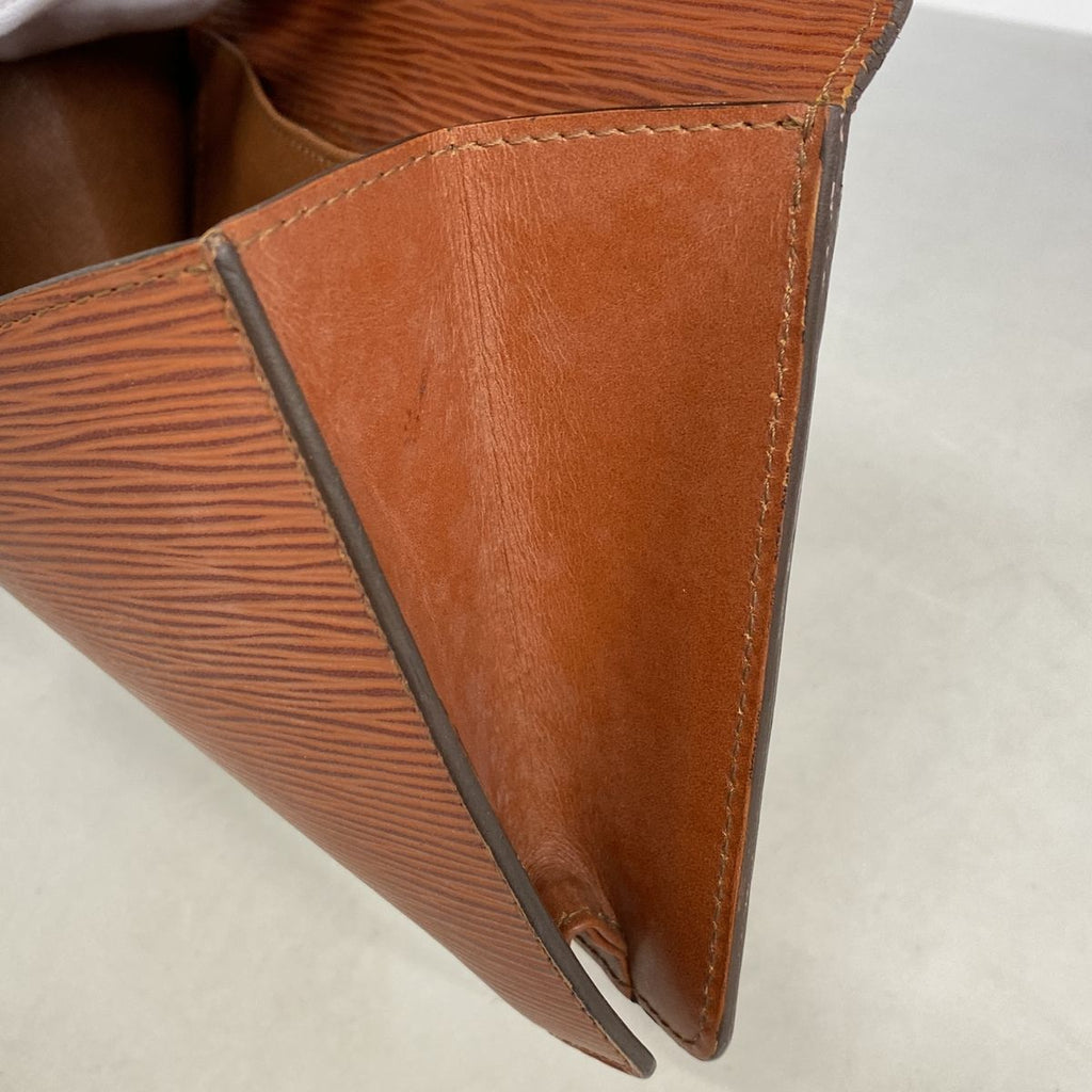 Louis Vuitton Clutch Epi Montaigne Kenya Brown — view 7