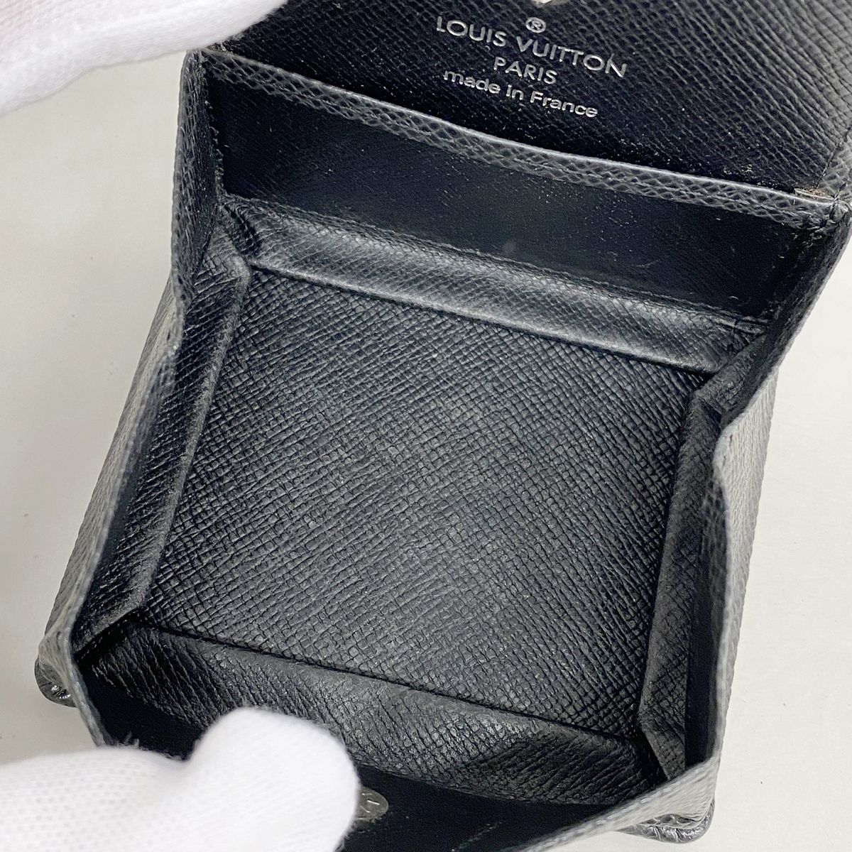 Louis Vuitton Coin Purse Taiga Portefeuille Monnaie Boite Ardoise — view 3