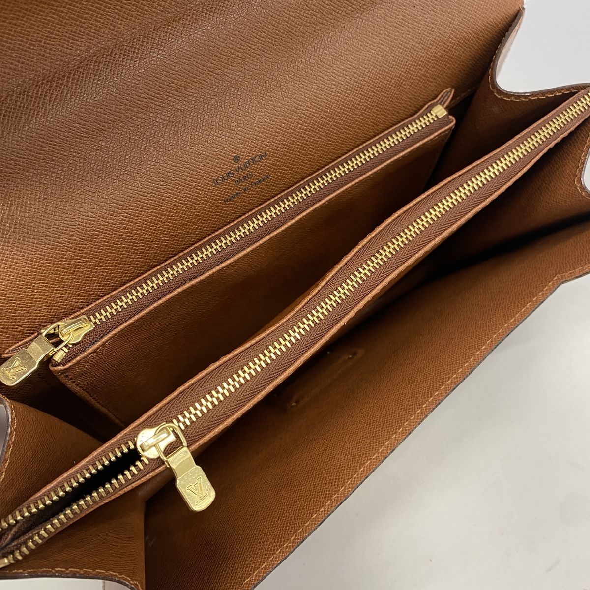 Louis Vuitton Handbag Monogram Concorde Brown — view 4