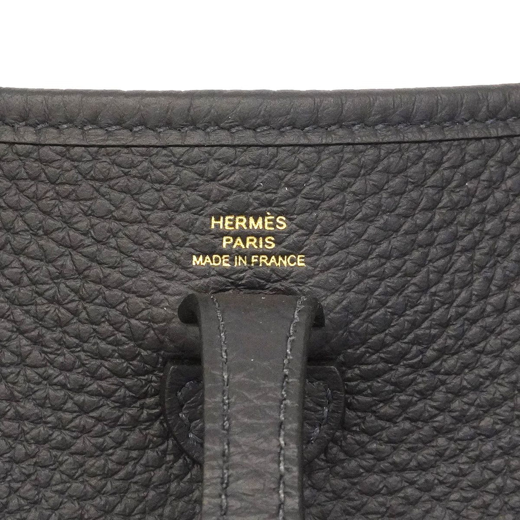 Hermes Shoulder Bag Evelyne TPM Taurillon Clemence Bleu Nuit Gold — view 5
