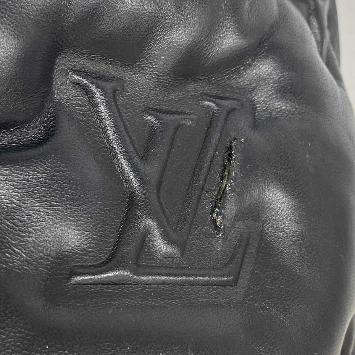 Louis Vuitton Belt Bag Asymmetrical Black — view 6