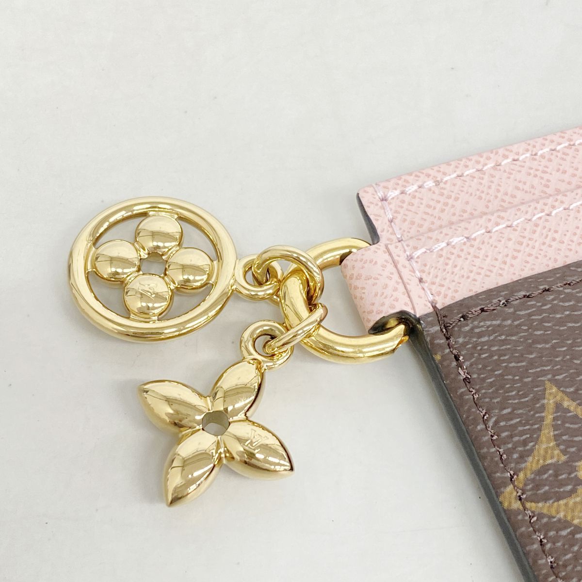 Louis Vuitton Card Case Monogram LV Charm Brown — view 5