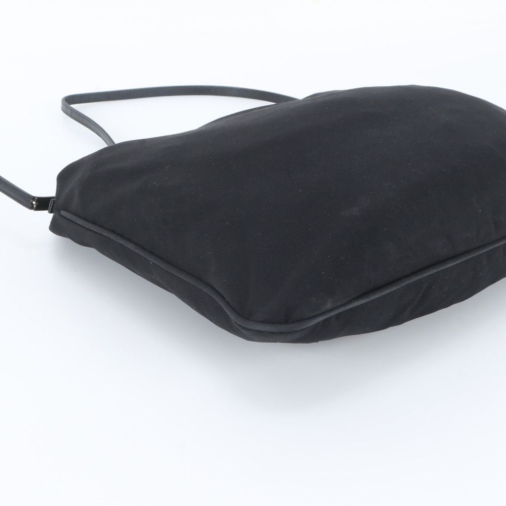 Fendi Mamma Baguette Bucket FF Logo 009 Leather Shoulder Bag — view 5