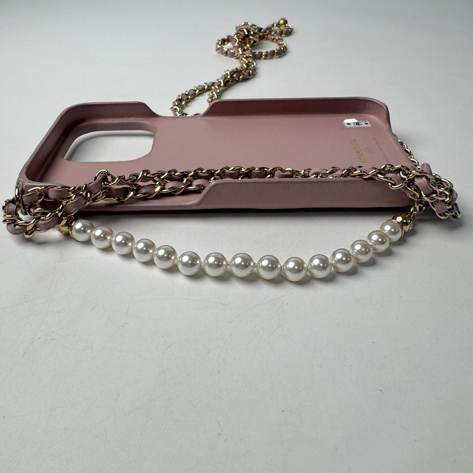 Chanel Case Chain Strap Pearl — view 7