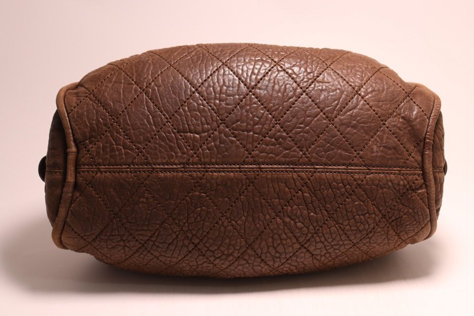 Chanel Leather Handbag Brown — view 3