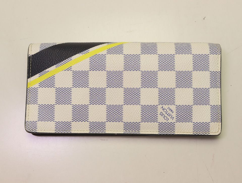 Louis Vuitton Portefeuille Brazza Damier Azur Bifold Wallet — view 2