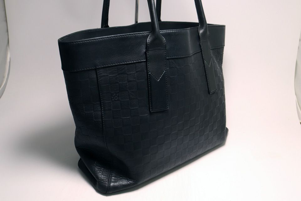 Louis Vuitton Cabas Voyage Damier Infini Tote Bag — view 4