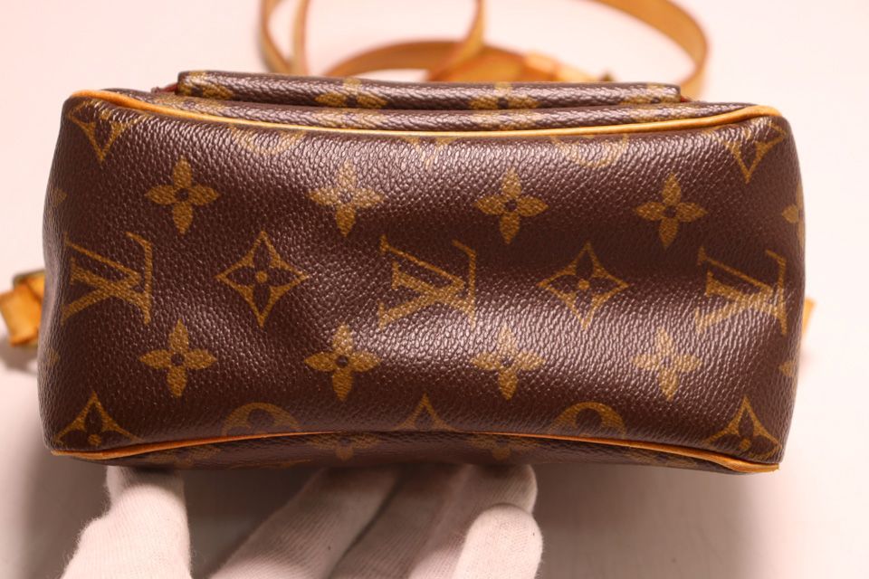 Louis Vuitton Viva-Cite PM Monogram Shoulder Bag — view 3