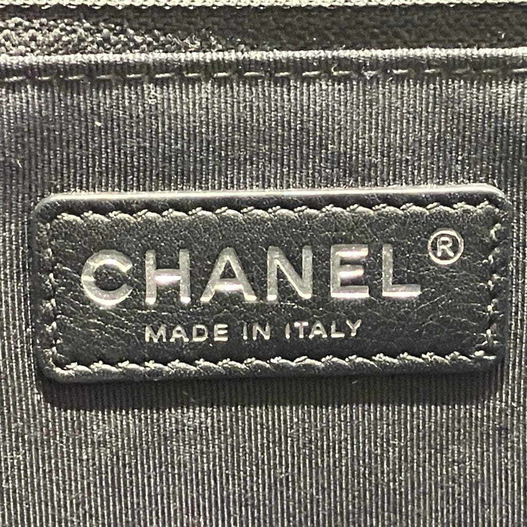 Chanel Large Chain Shoulder Bag Boy Lambskin — view 4