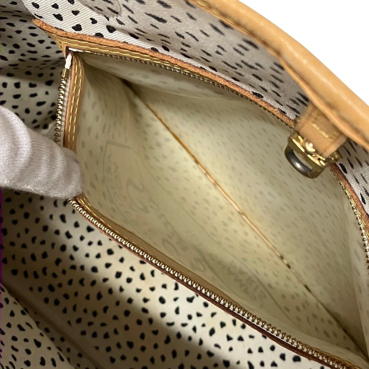 Louis Vuitton Yayoi Kusama Collaboration Neverfull MM Monogram Wave Tote Bag — view 6