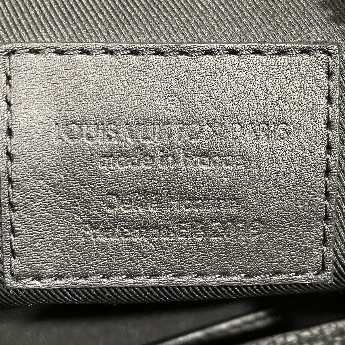 Louis Vuitton Soft Trunk Monogram Shoulder Bag Taurillon Leather — view 4
