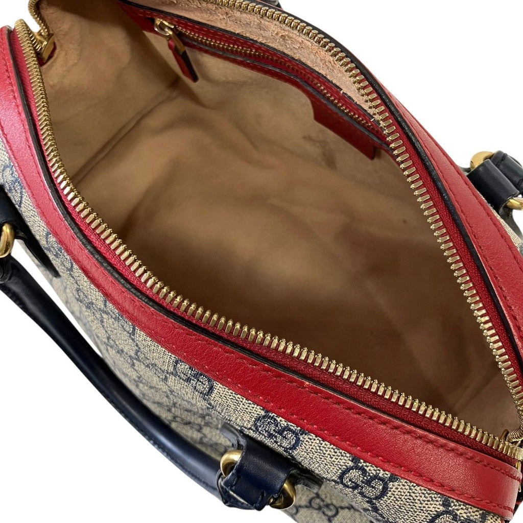 Gucci GG Supreme Shoulder Bag Leather — view 7
