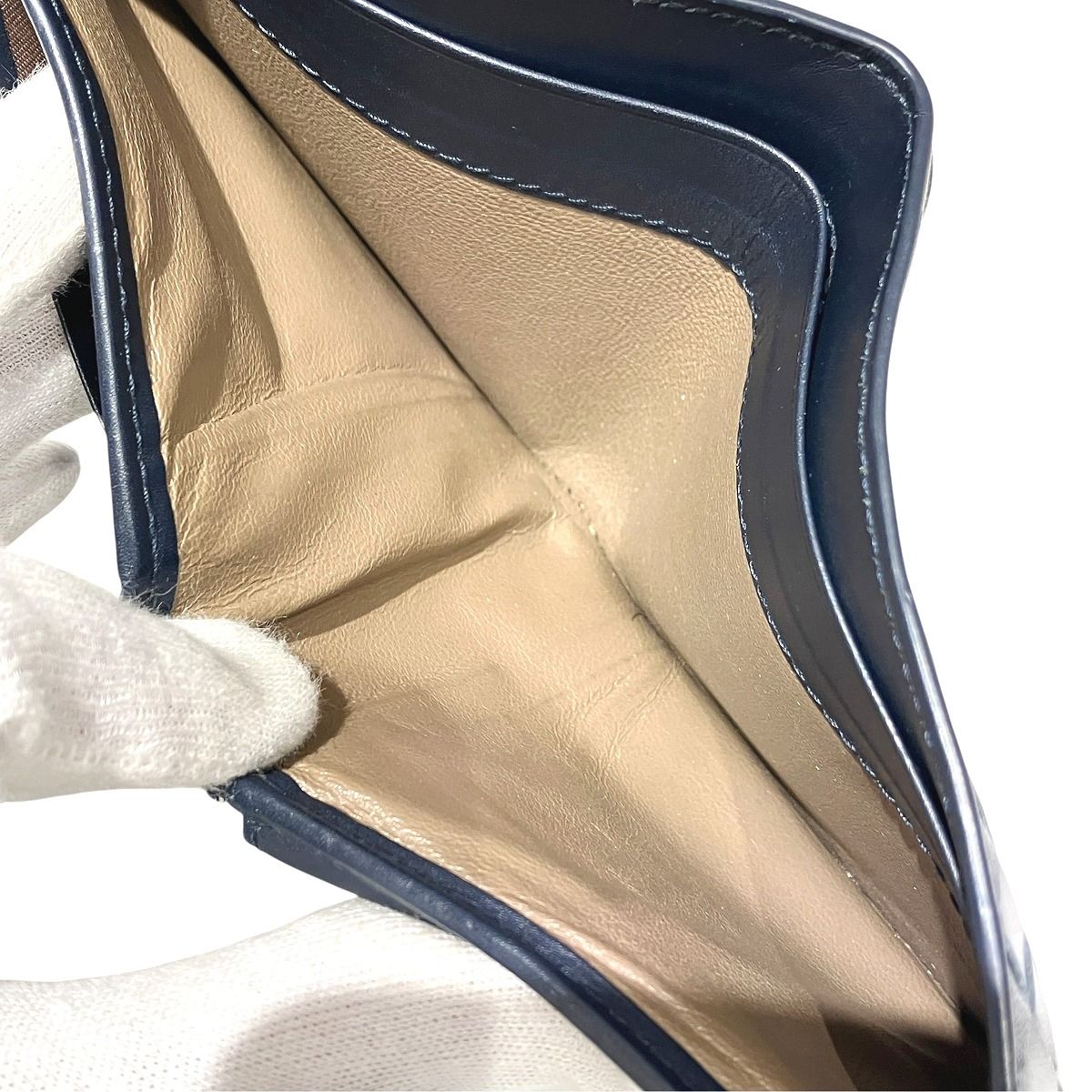 Bottega Veneta Intrecciato Bifold Wallet Leather — view 6