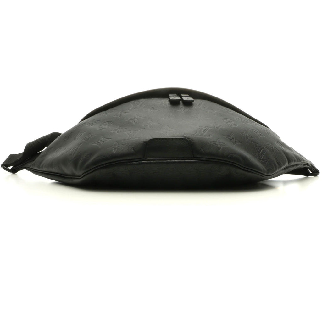 Louis Vuitton Discovery Bum Bag Monogram Shadow Noir Waist Canvas — view 3