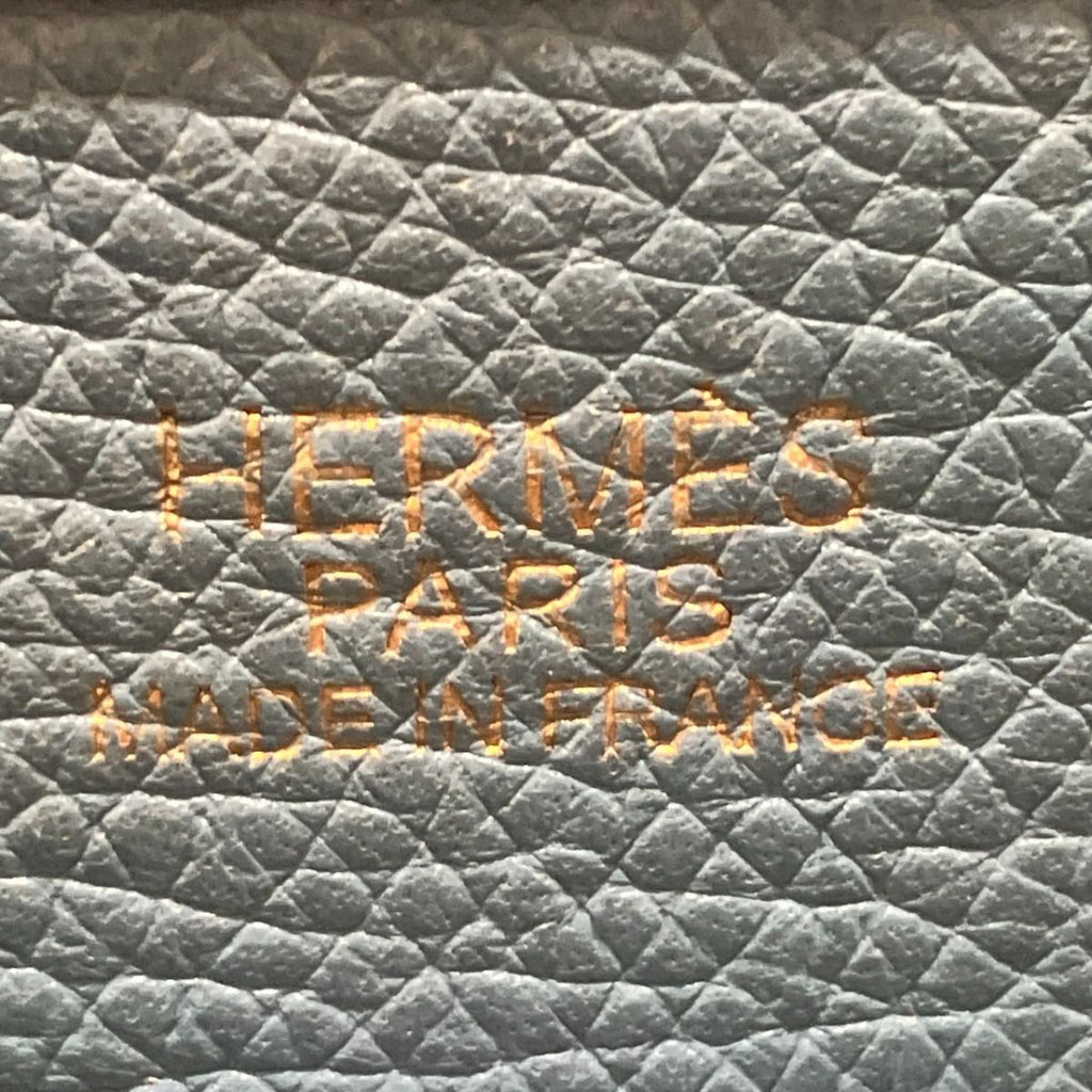 Hermes Evelyne PM Shoulder Bag Taurillon Clemence — view 4